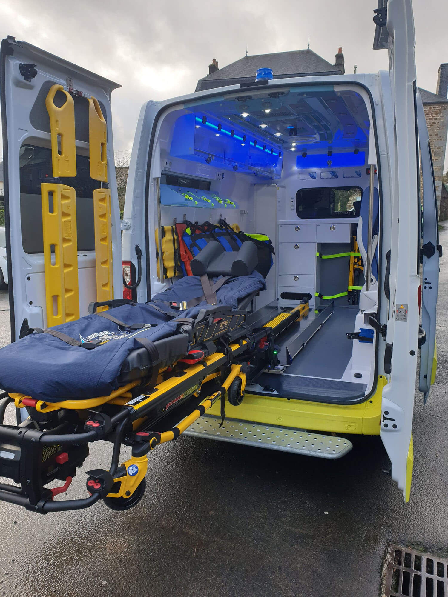 Ambulance-transport médical